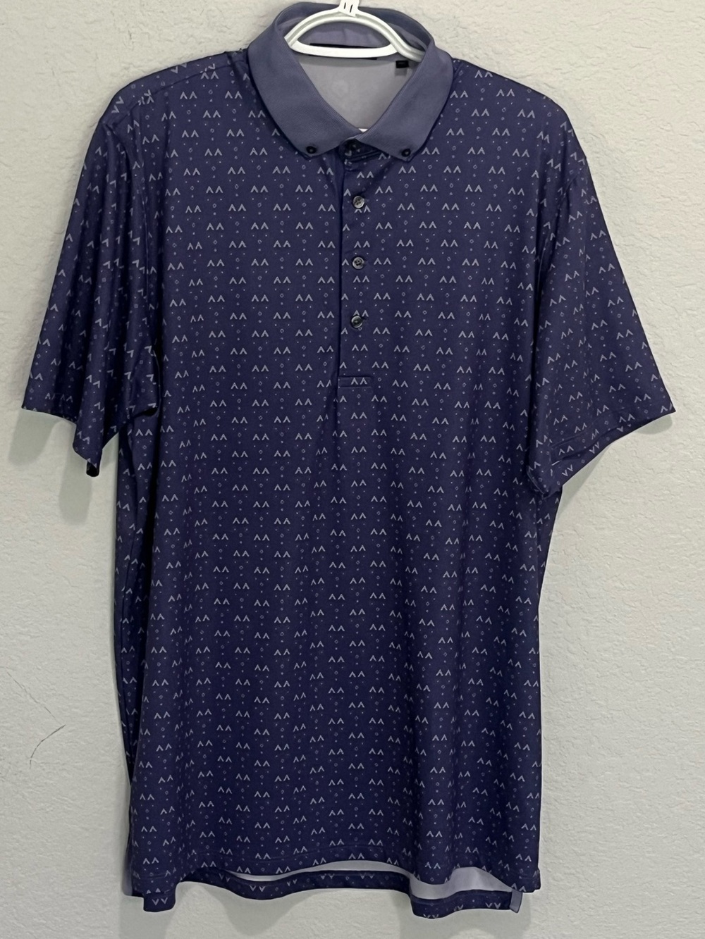 Greyson Golf Polo Wolf Style Men’s Size Large - Purple
